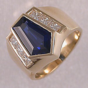 OR39-18KT sapphire and diamond ring